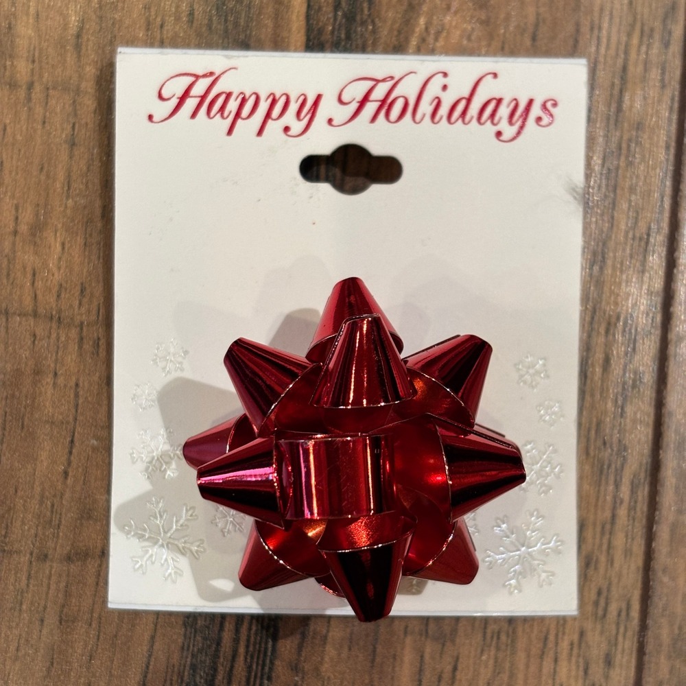 Kohl's Happy Holidays Vintage Metallic Red Gift Bow Brooch Pin